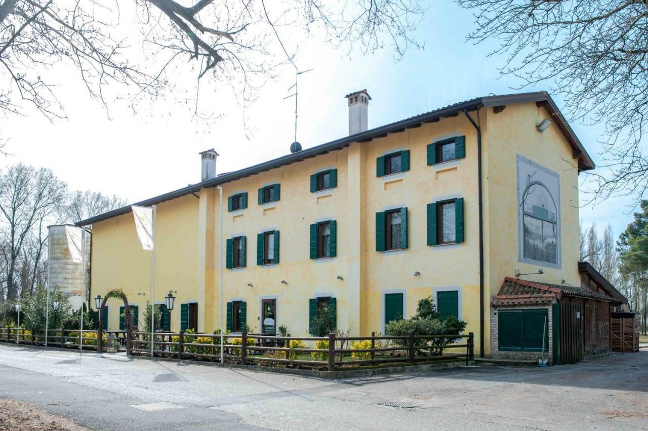 Hôtel Riserva Alberoni à Staranzano Extérieur photo